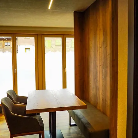 Yodel Apartment *